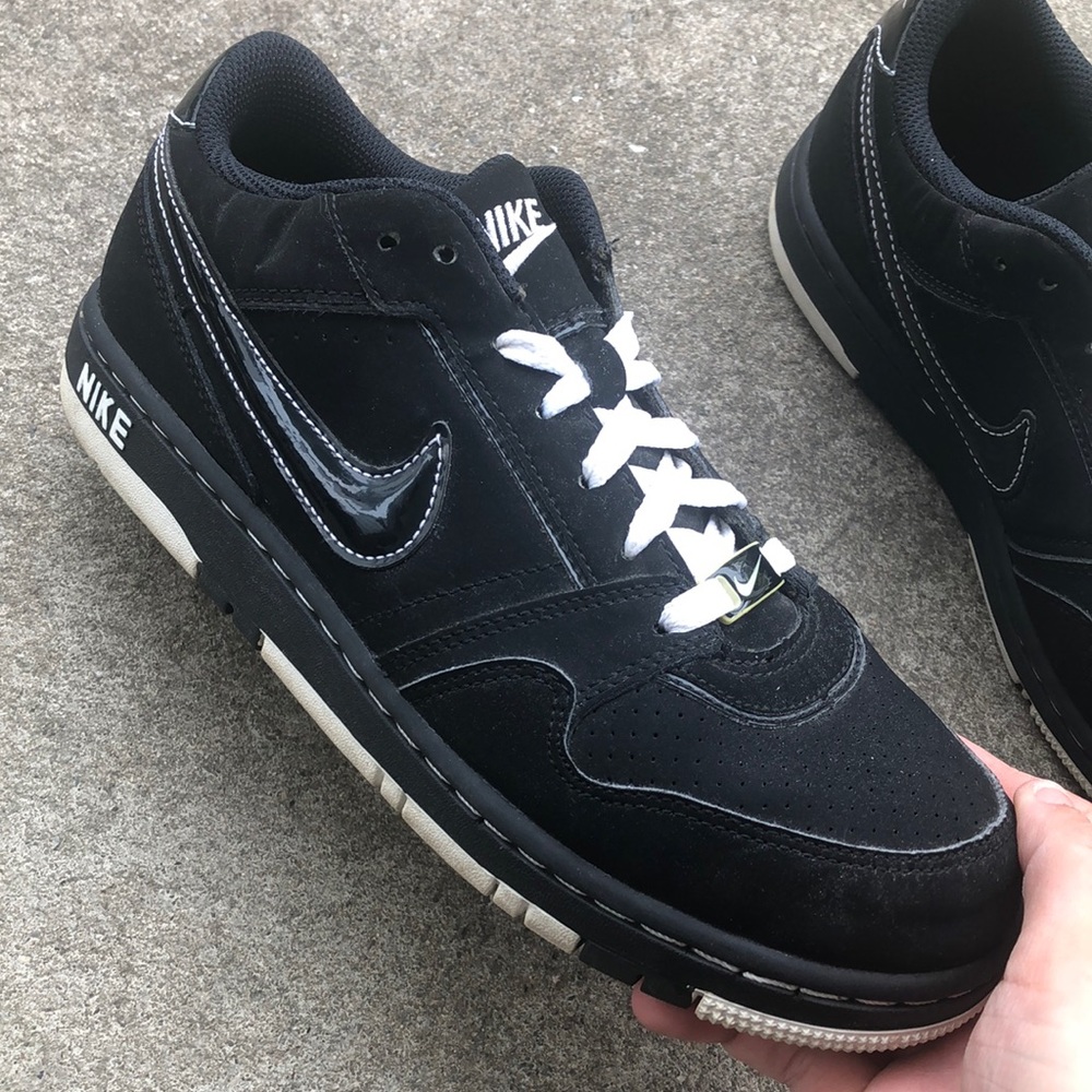 Nike shoes